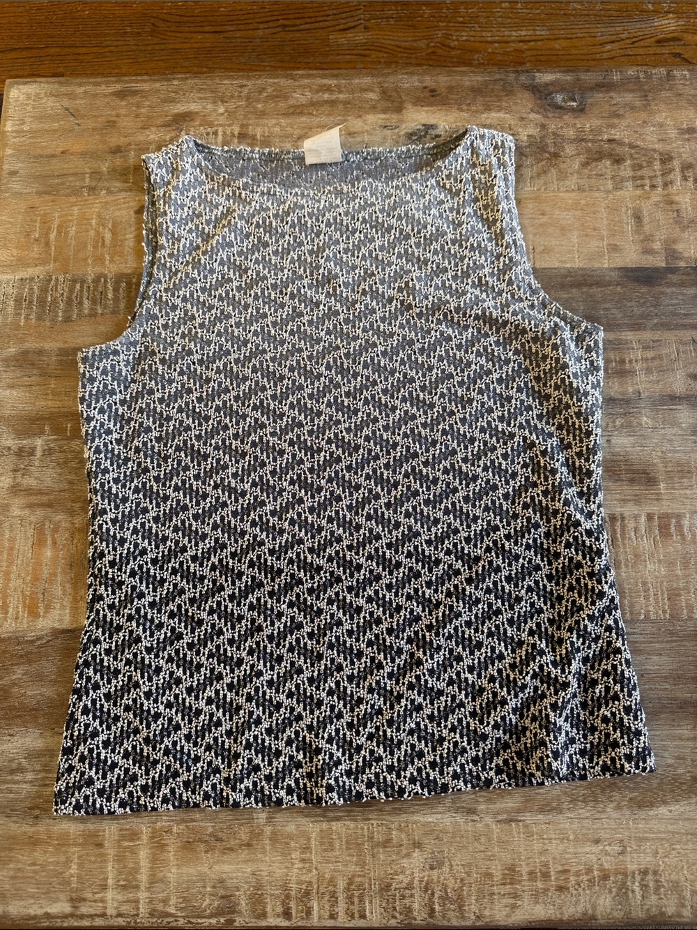 Sleeveless Black & White Patterned Knit Top